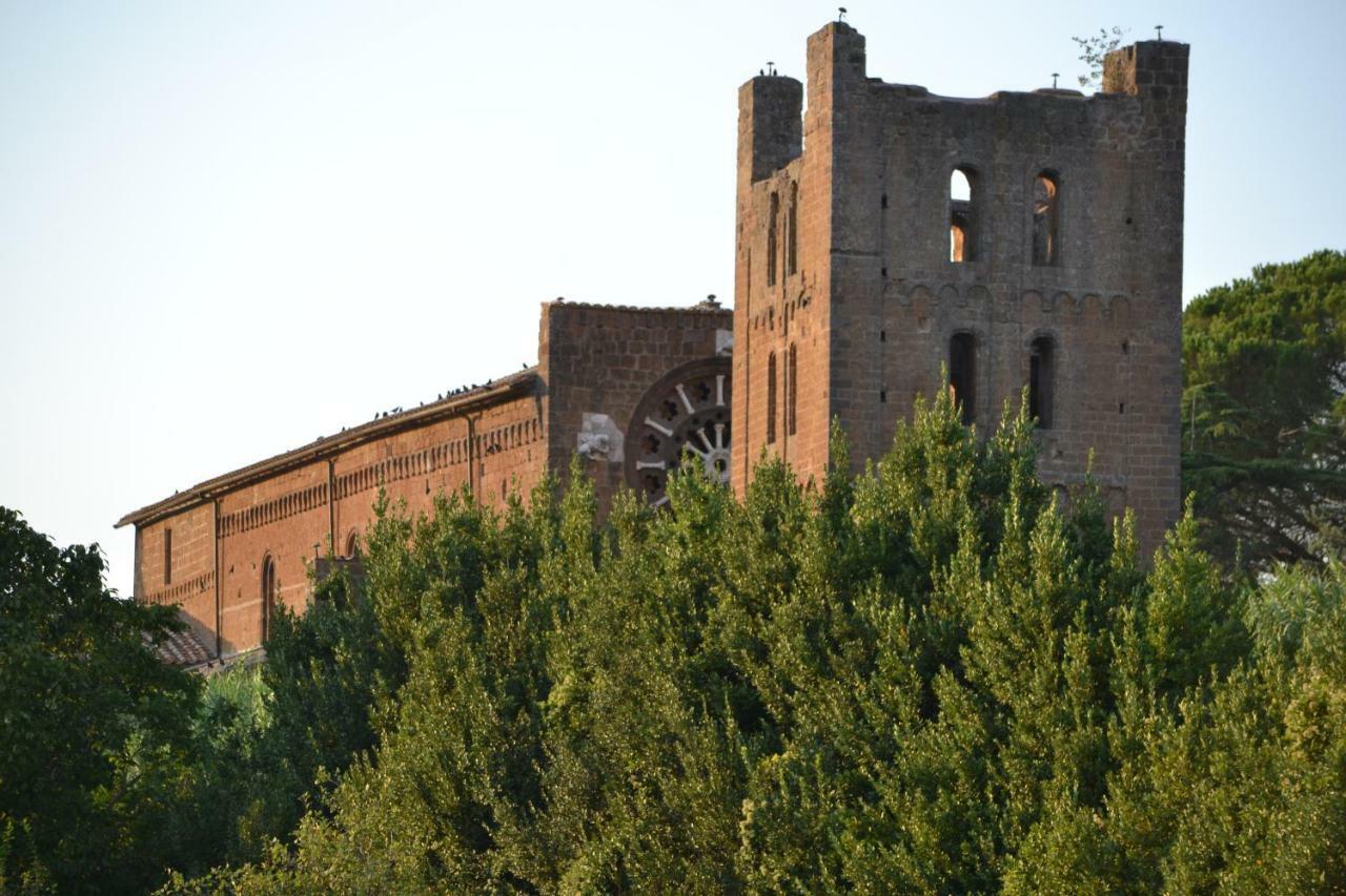 Il Riuscello Villa Tuscania Bagian luar foto